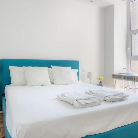 Sunlit 1 Bedroom Apt Via Pirelli Milánó Kültér fotó