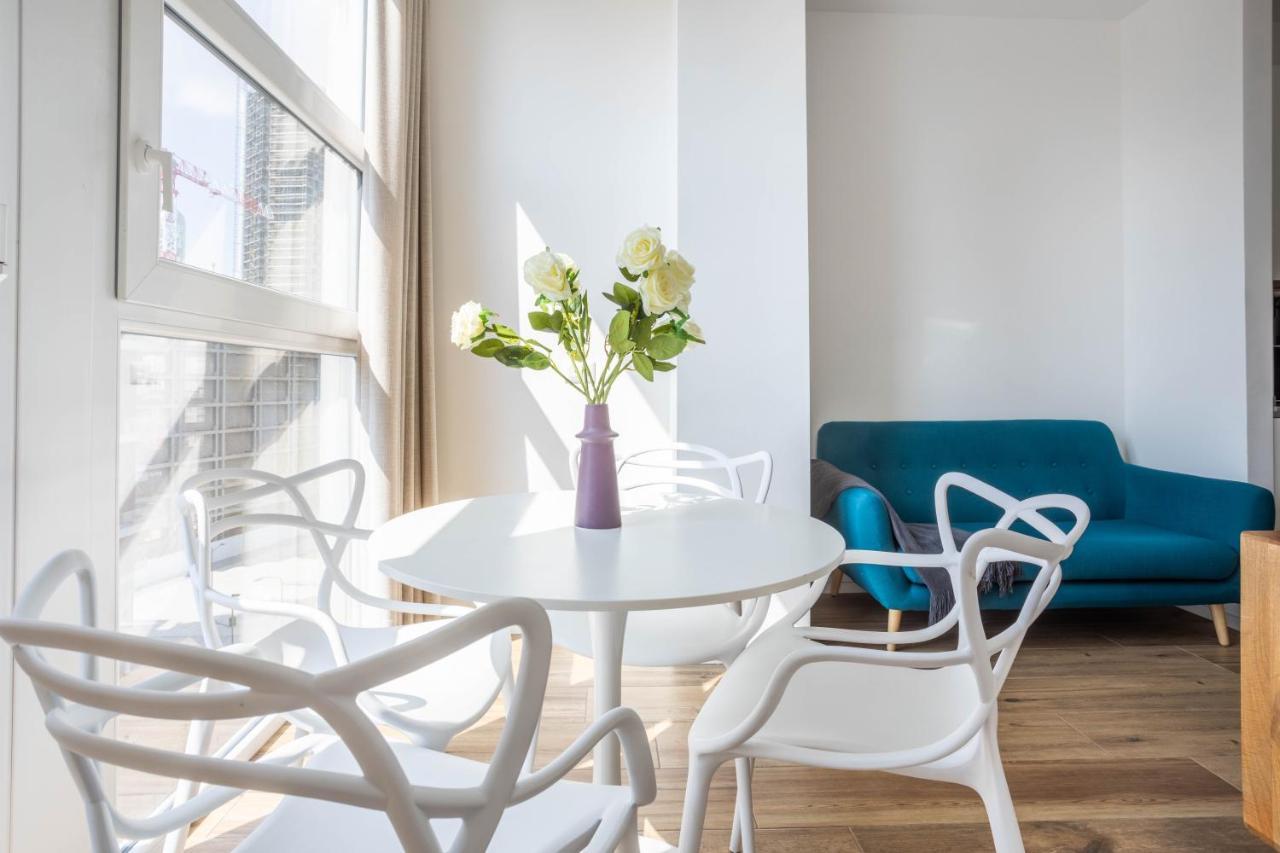 Sunlit 1 Bedroom Apt Via Pirelli Milánó Kültér fotó